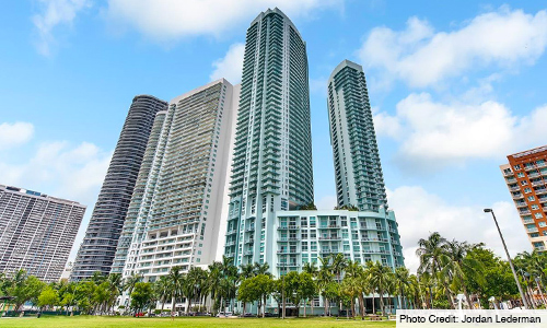 01-Quantum-on-the-Bay-2021-Building